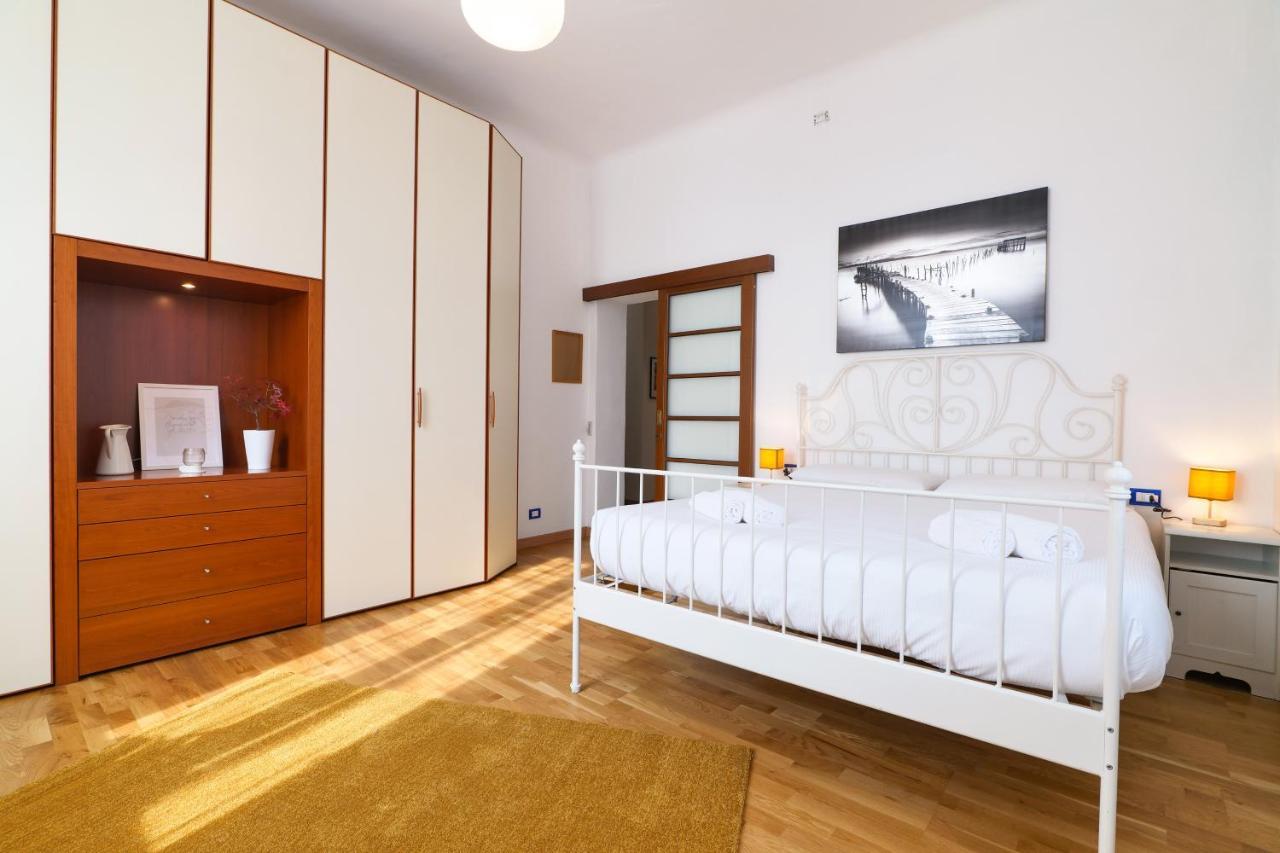Appartement Primopiano - Tibaldi à Milan Extérieur photo