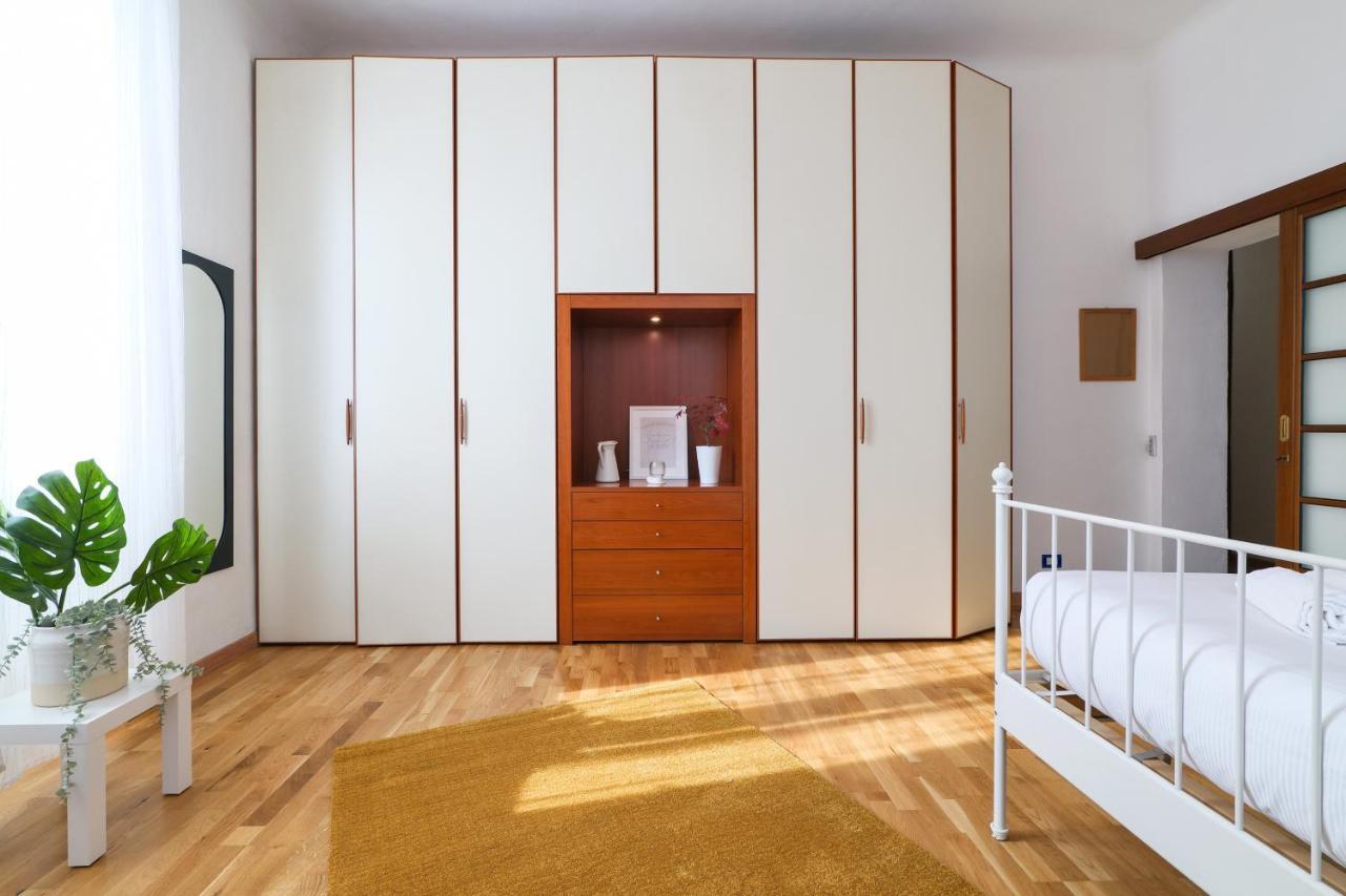 Appartement Primopiano - Tibaldi à Milan Extérieur photo