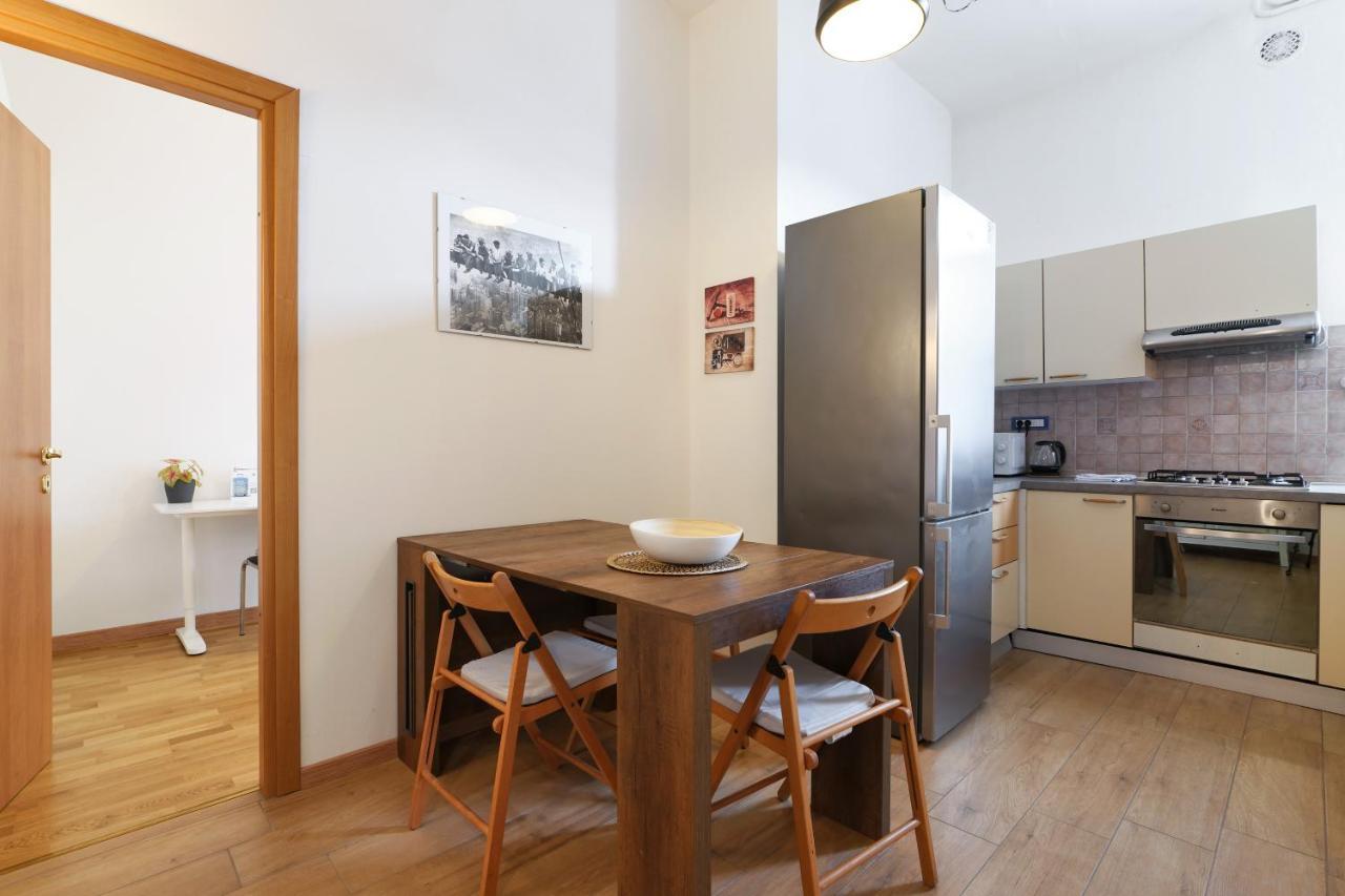 Appartement Primopiano - Tibaldi à Milan Extérieur photo