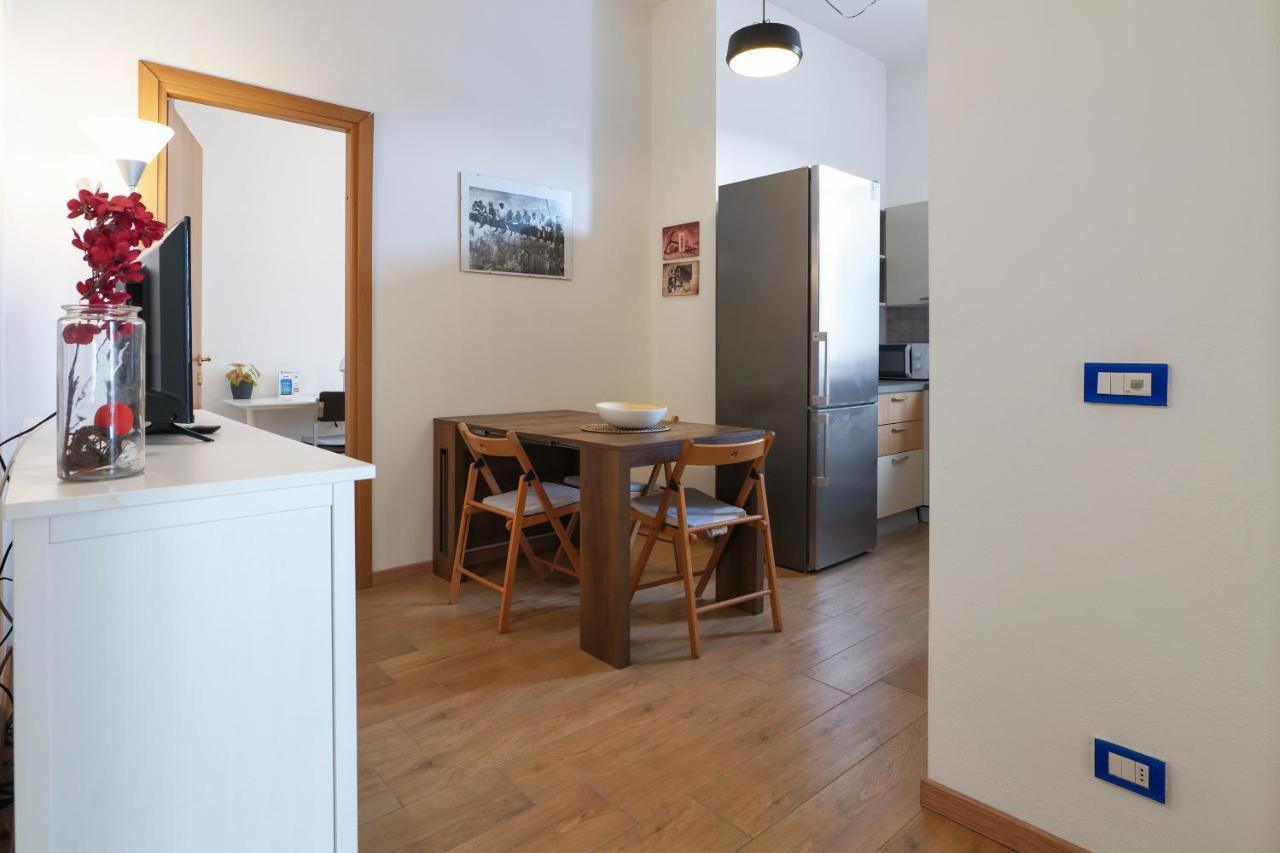 Appartement Primopiano - Tibaldi à Milan Extérieur photo