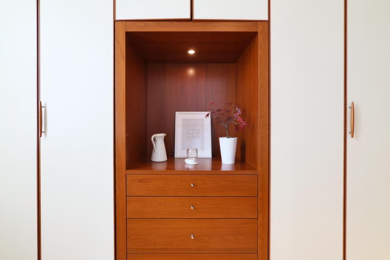 Appartement Primopiano - Tibaldi à Milan Extérieur photo